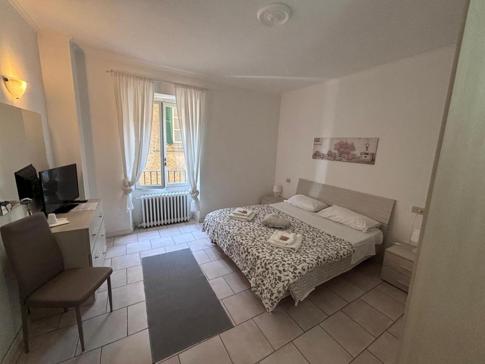 B&B E Residence Abbazia Di Piona Colico Værelse billede